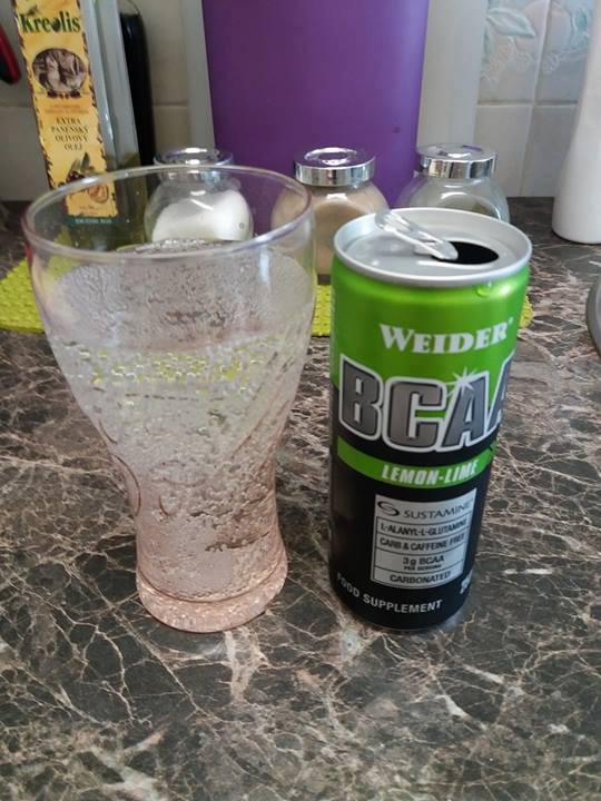 BCAA RTD drink od Weider